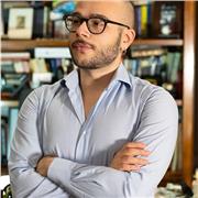 Laureato magistrale in Giurisprudenza, fornisco lezioni private in diverse branche del diritto.